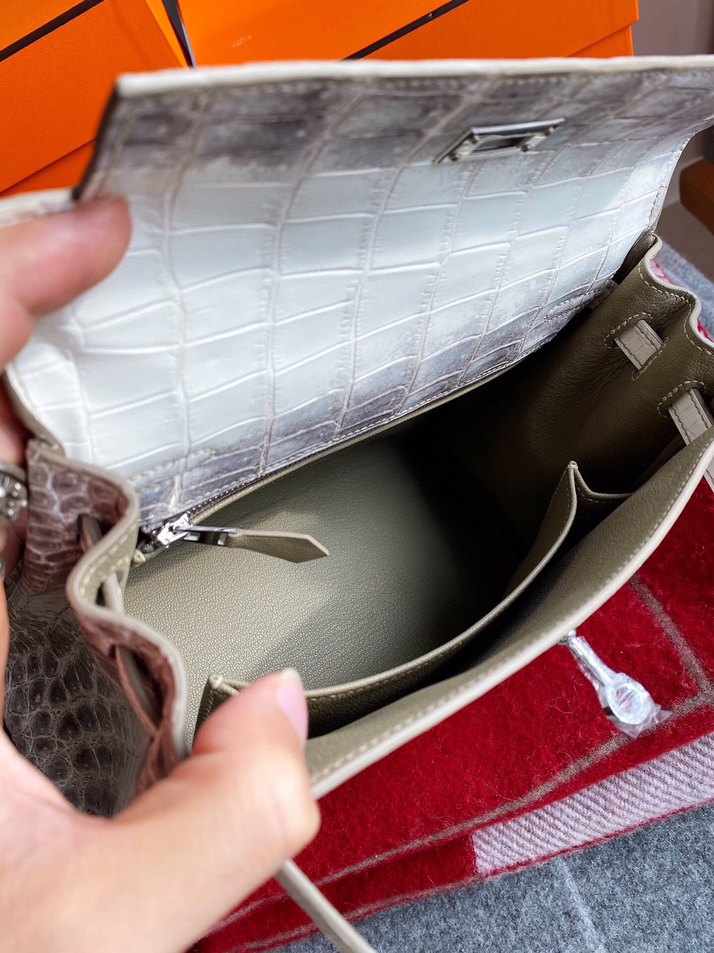 에르메스 켈리백25 히말라야 은장 악어가죽